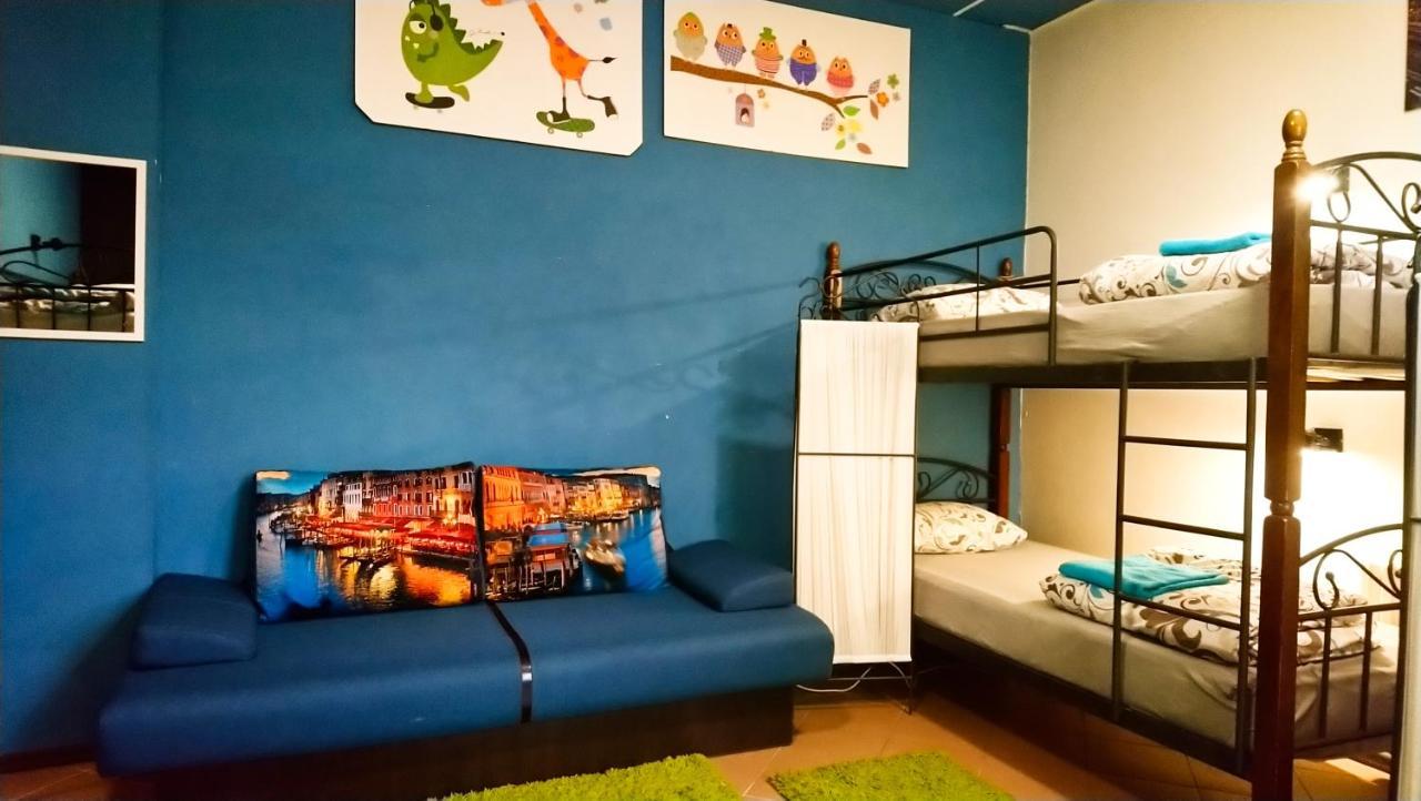 Flatcom Hostel Minsk Buitenkant foto